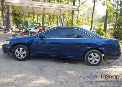 2001 Honda Accord 2.3 Ex from USA, damaged, VIN 1HGCG32501A013721